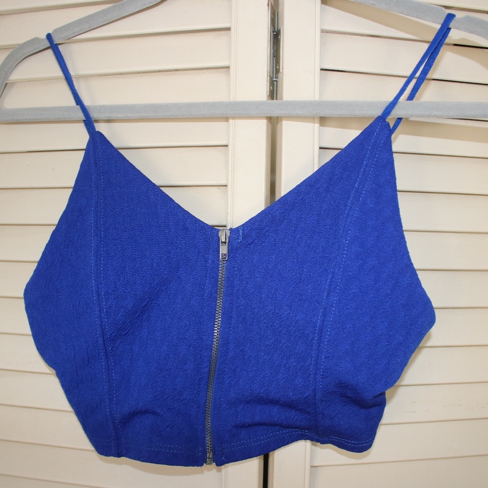 Front Zip Crop Top